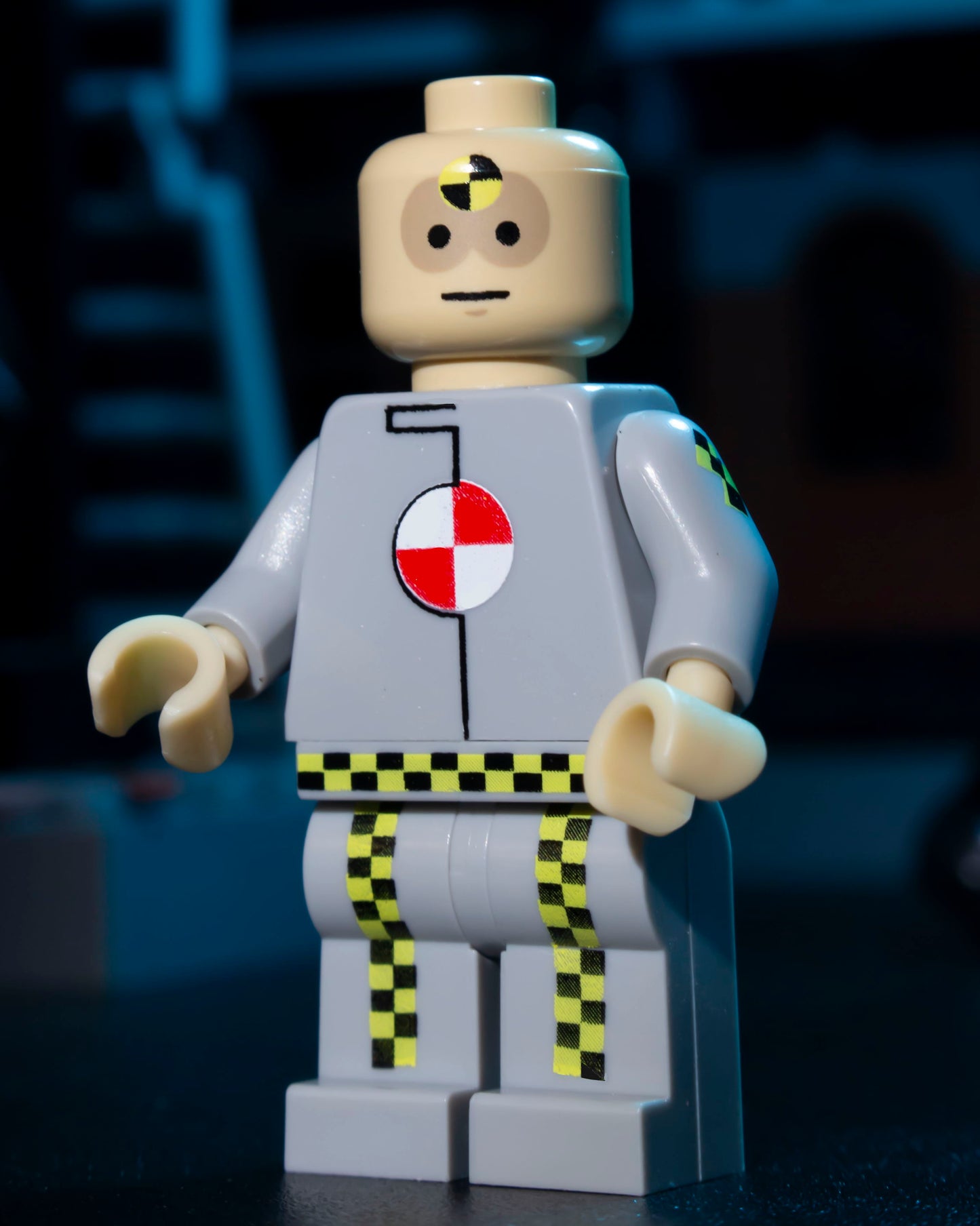 FIGURE 004